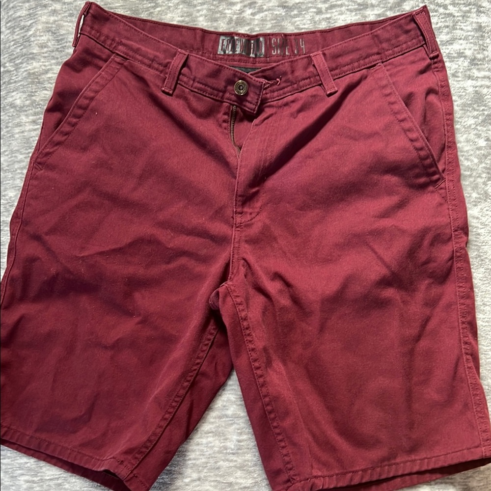 Free world Burgundy shorts